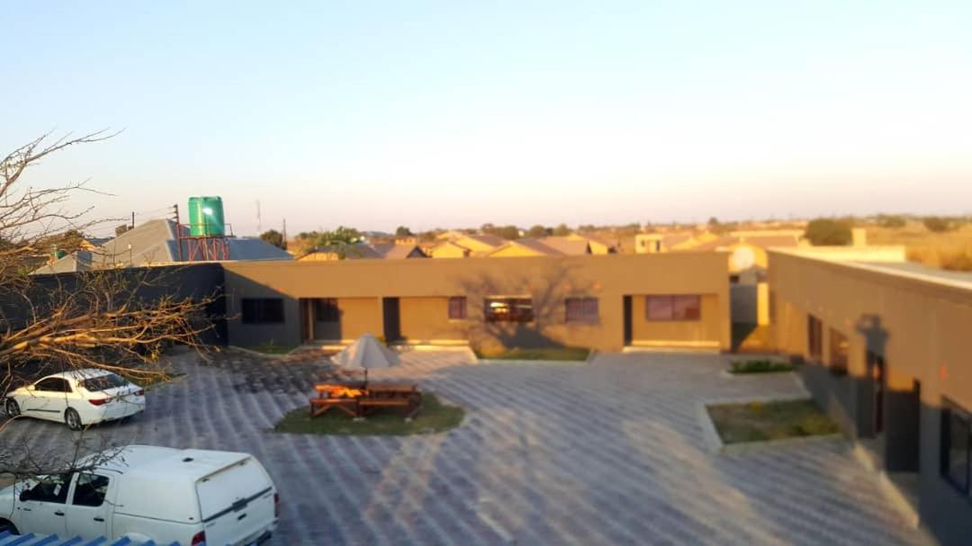 Legends Executive Lodge Choma Exterior photo